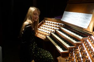 Eszter Szedmák (Ungarn), Orgel